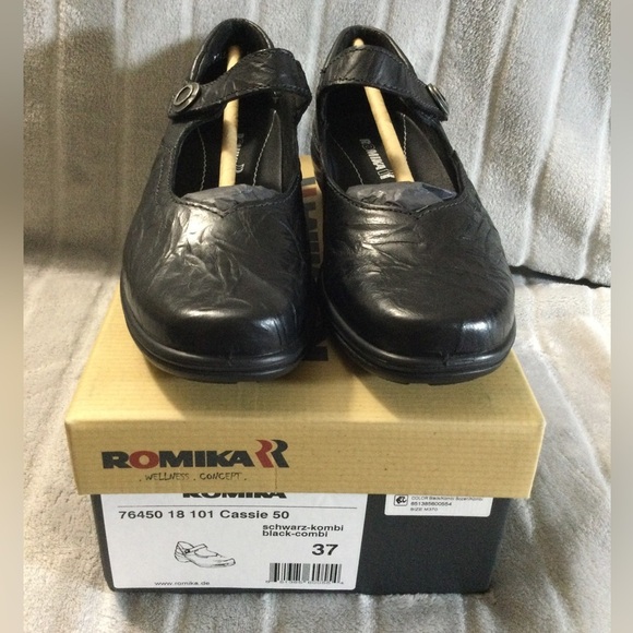 Romika Cassie 50 Mary Jane Flat Black EU 37 US 6 to 6.5 - Picture 3 of 13